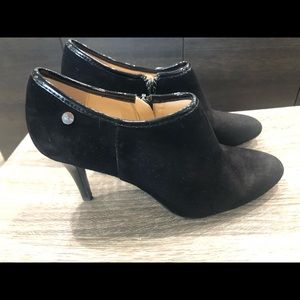 Calvin Klein black ankle boots size 6.5...